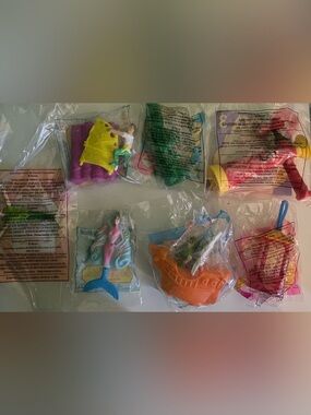 Set of Hook & Peter Pan toys